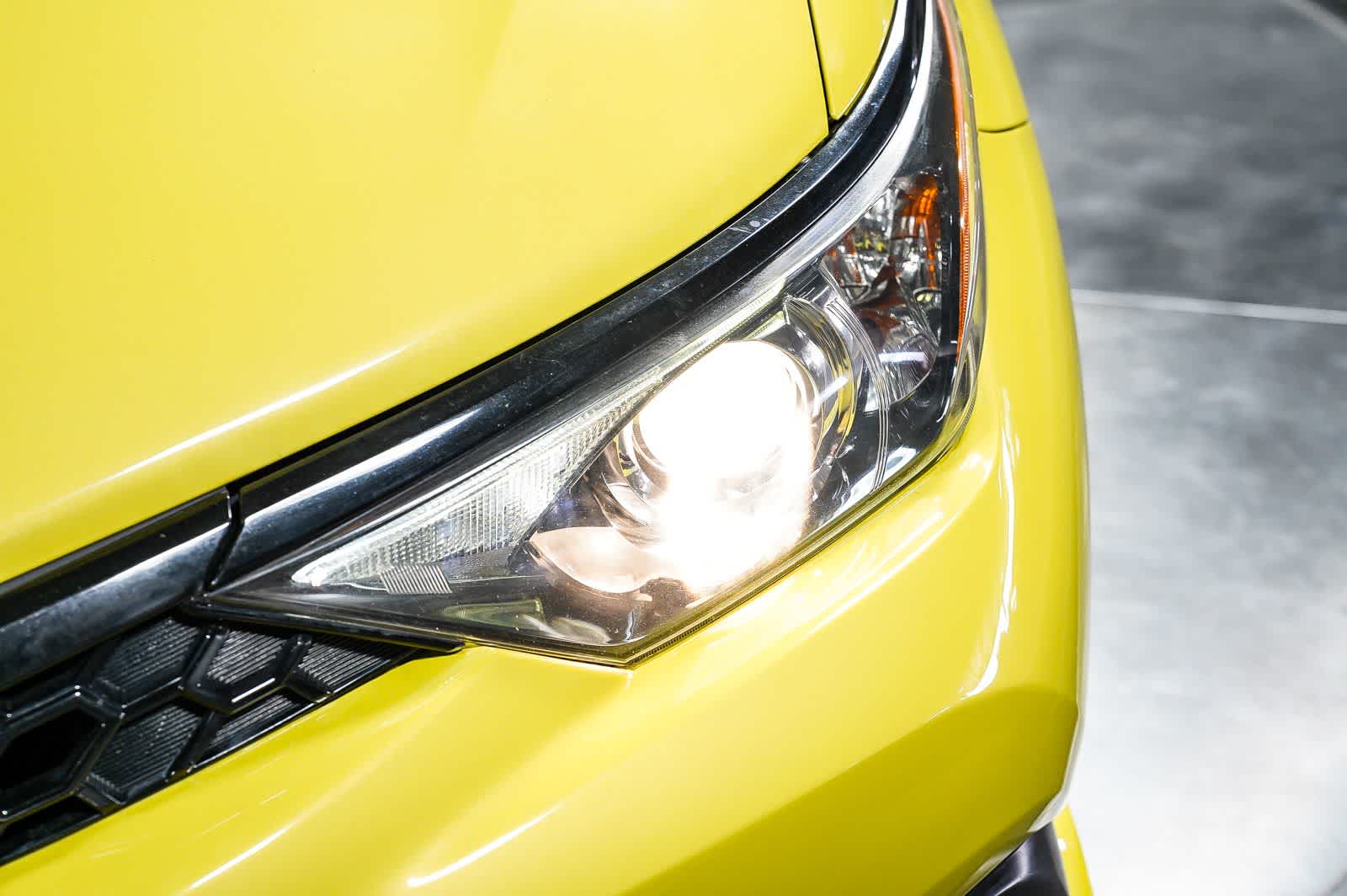 2017 Toyota Corolla iM CVT (Natl)