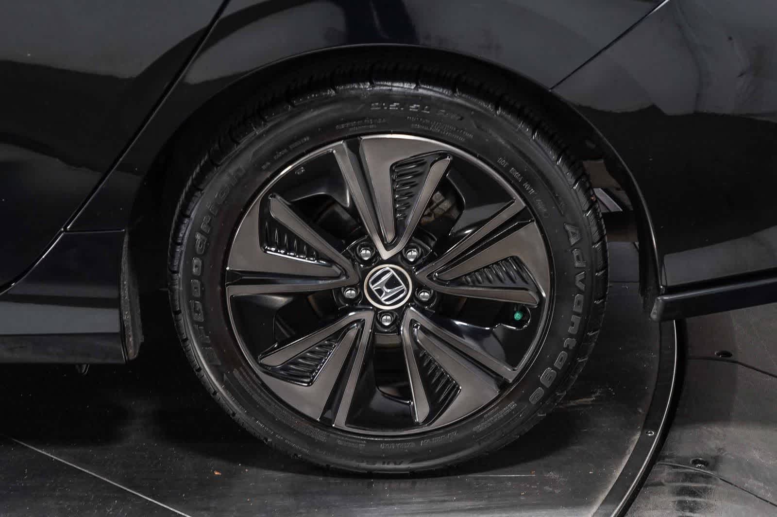 2018 Honda Civic Hatchback EX