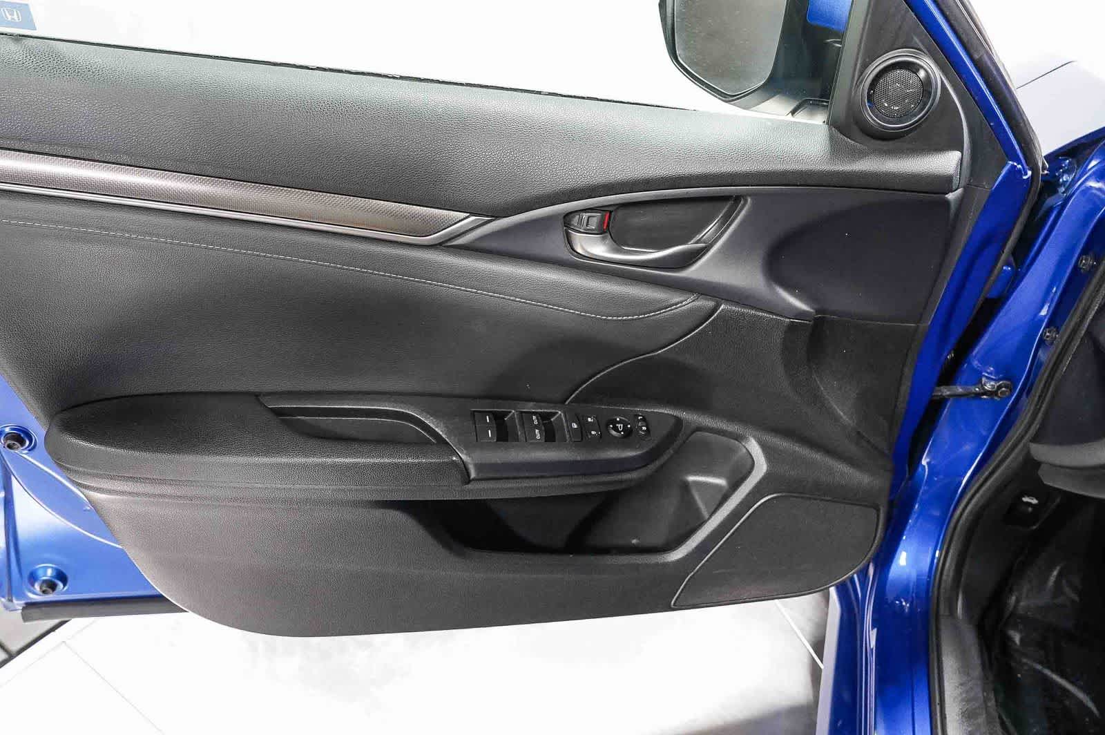 2018 Honda Civic Hatchback EX-L Navi