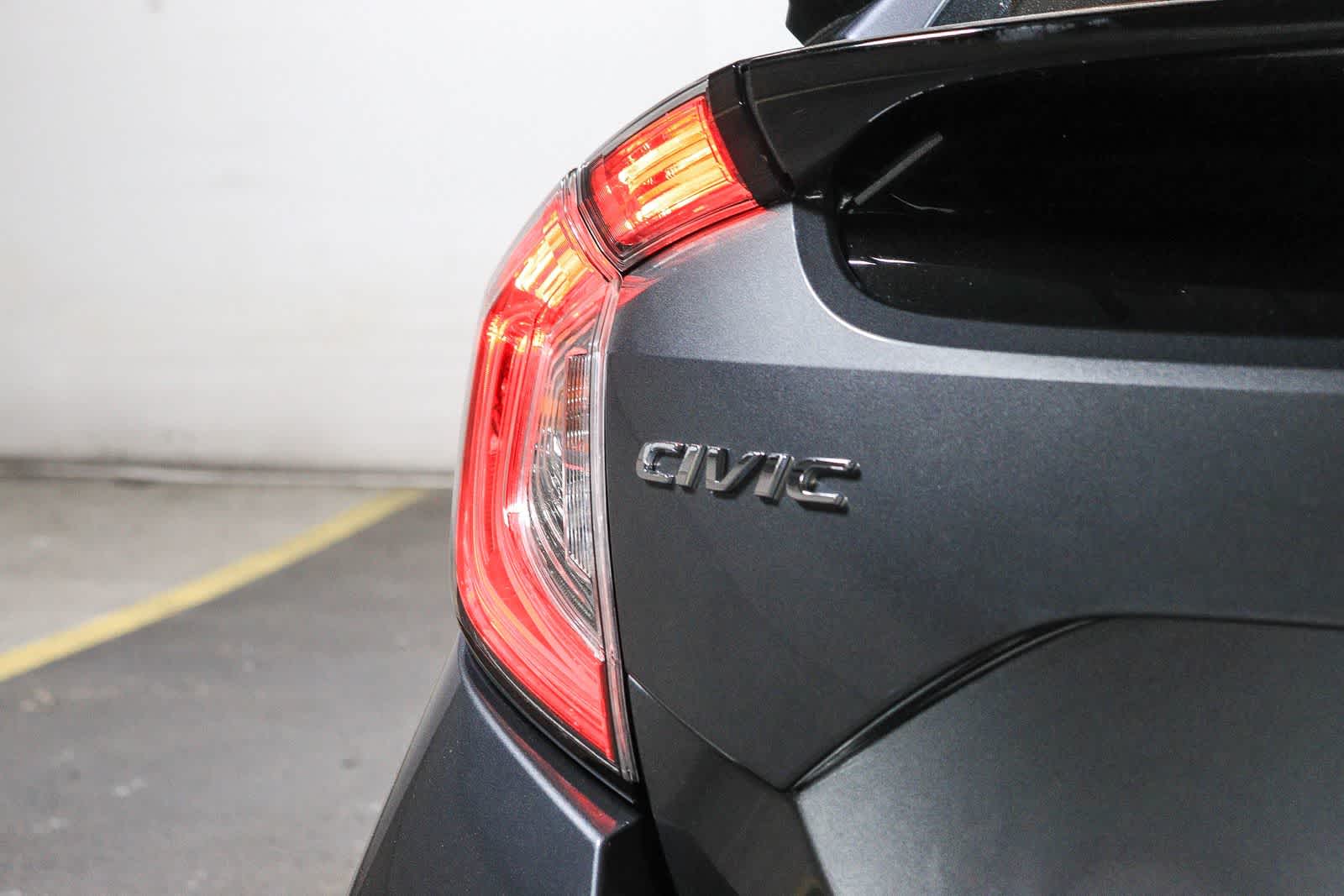 2018 Honda Civic Hatchback EX-L Navi