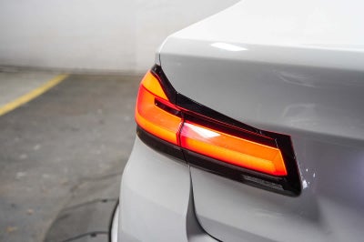 2021 BMW 530i 530i