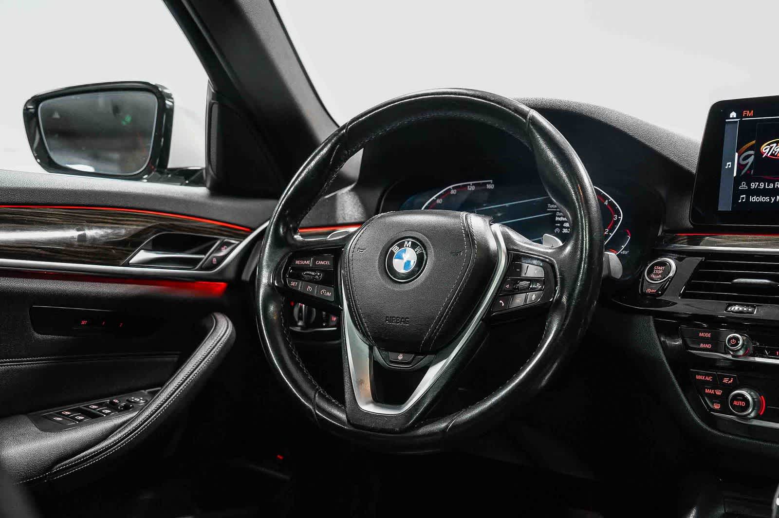 2021 BMW 530i 530i