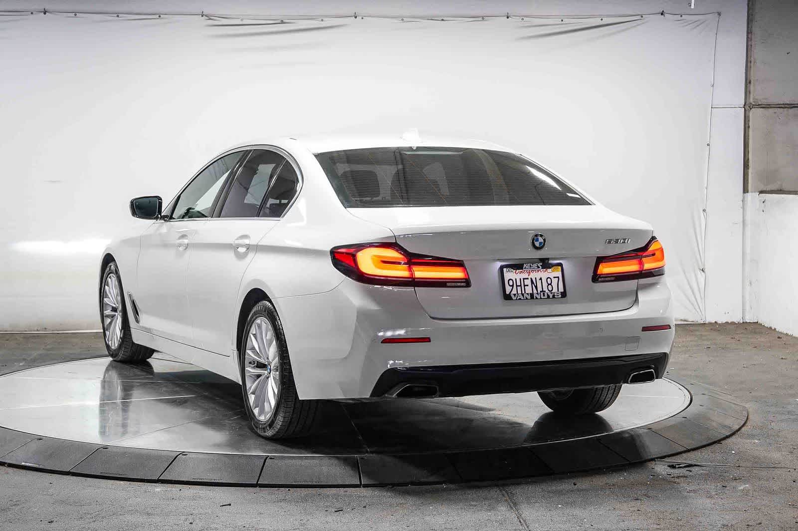 2021 BMW 530i 530i