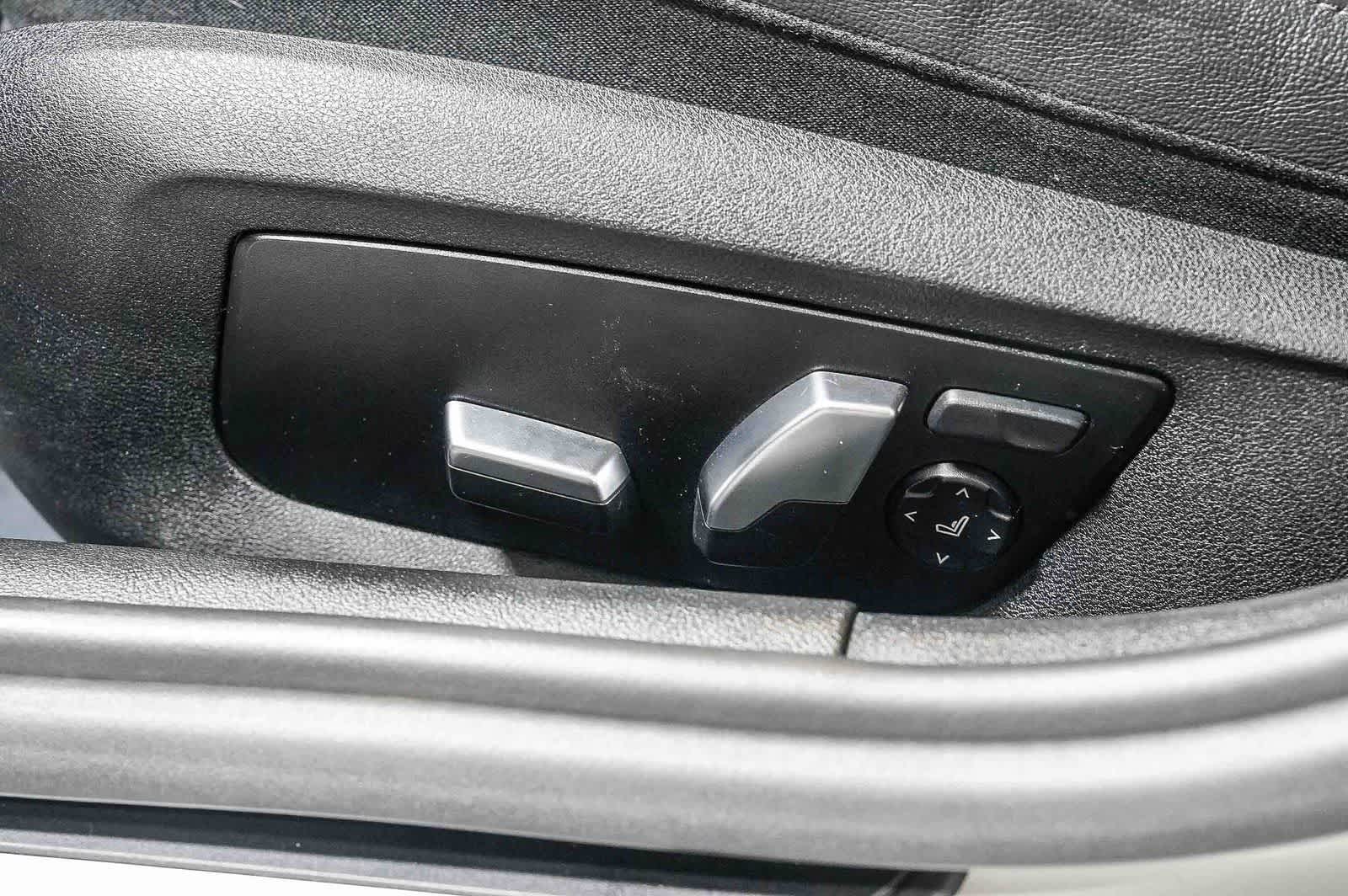 2021 BMW 530i 530i