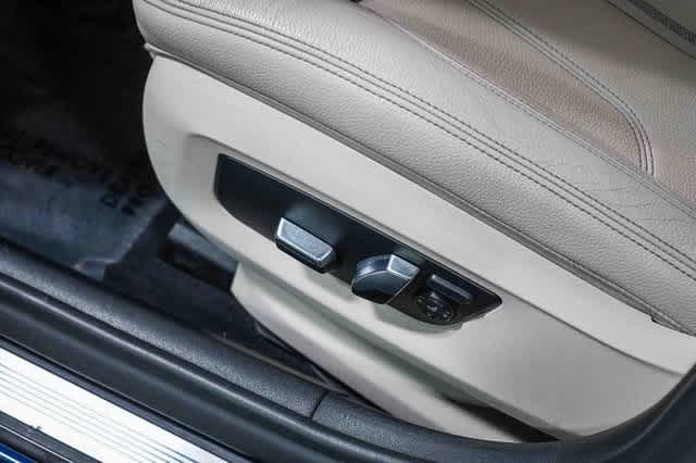 2019 BMW 5 Series 540i