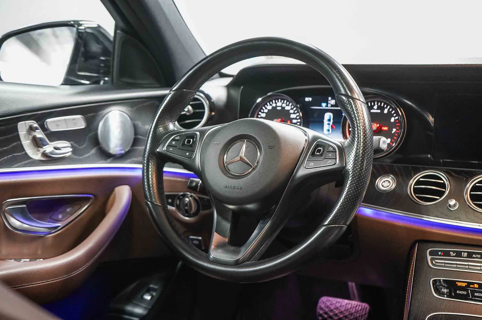 2018 Mercedes-Benz E 300 E 300