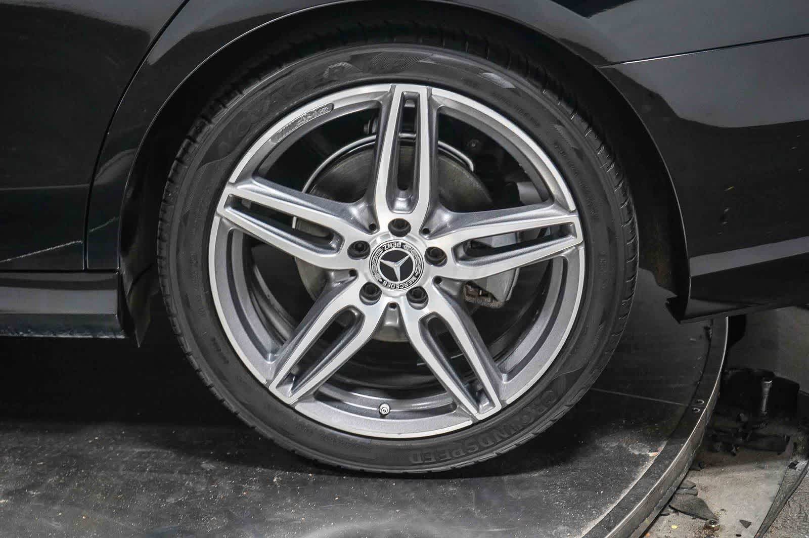 2018 Mercedes-Benz E 300 E 300